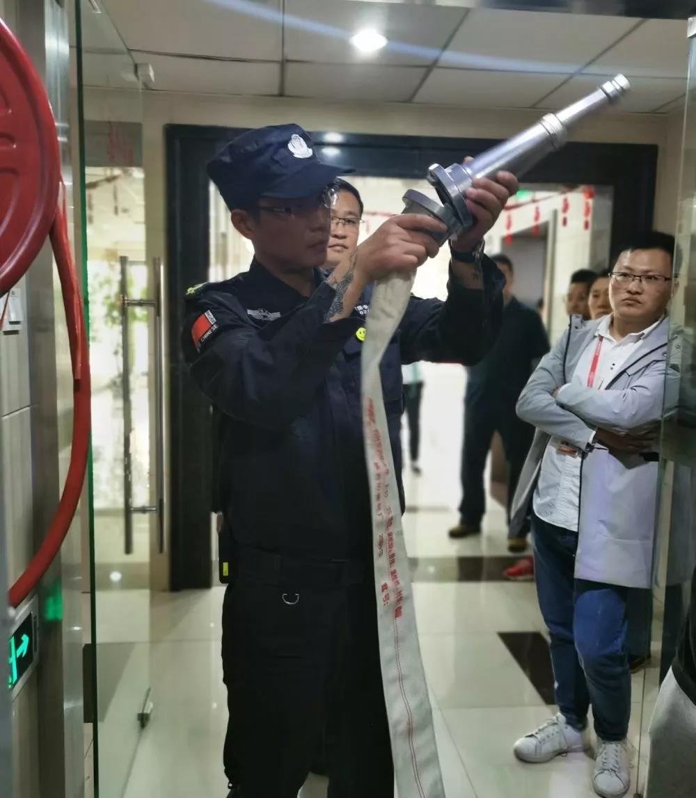 【共業(yè)堂】安全重于泰山(shān)——消防安全演練,夯實安全意識 【共業(yè)堂】安全重于泰山(shān)——消防安全演練,夯實安全意識